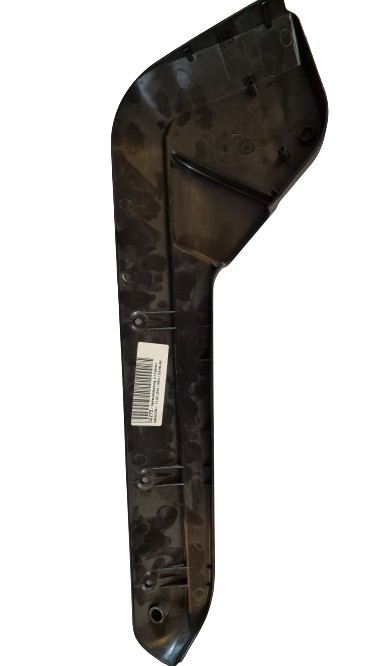 Fahrersitzverkleidung Li. mit Öffnungen